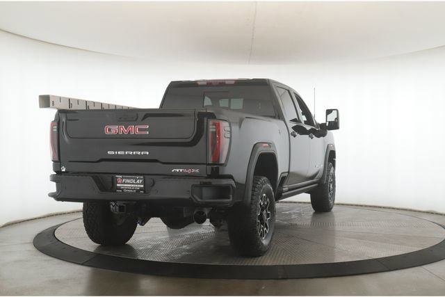 Used 2025 GMC Sierra 2500 AT4X image 7
