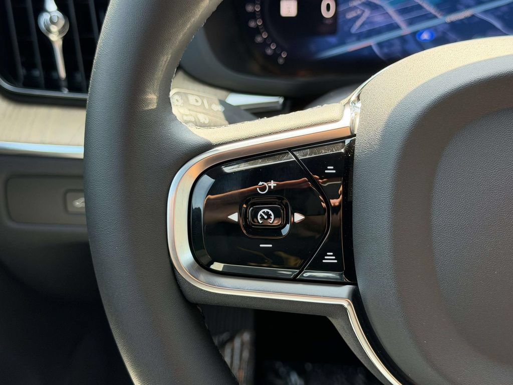 New 2026 Volvo XC60 T8 Core w/ Climate Package AWD/4WD image 8