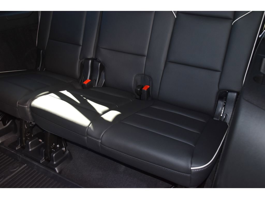 New 2026 Cadillac Escalade ESV Luxury image 16