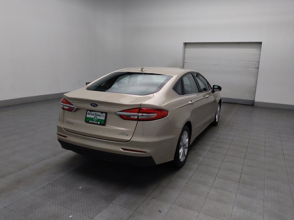 Used 2019 Ford Fusion SE image 9