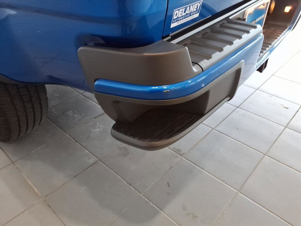 Used 2022 Chevrolet Colorado LT w/ LT Convenience Package image 18