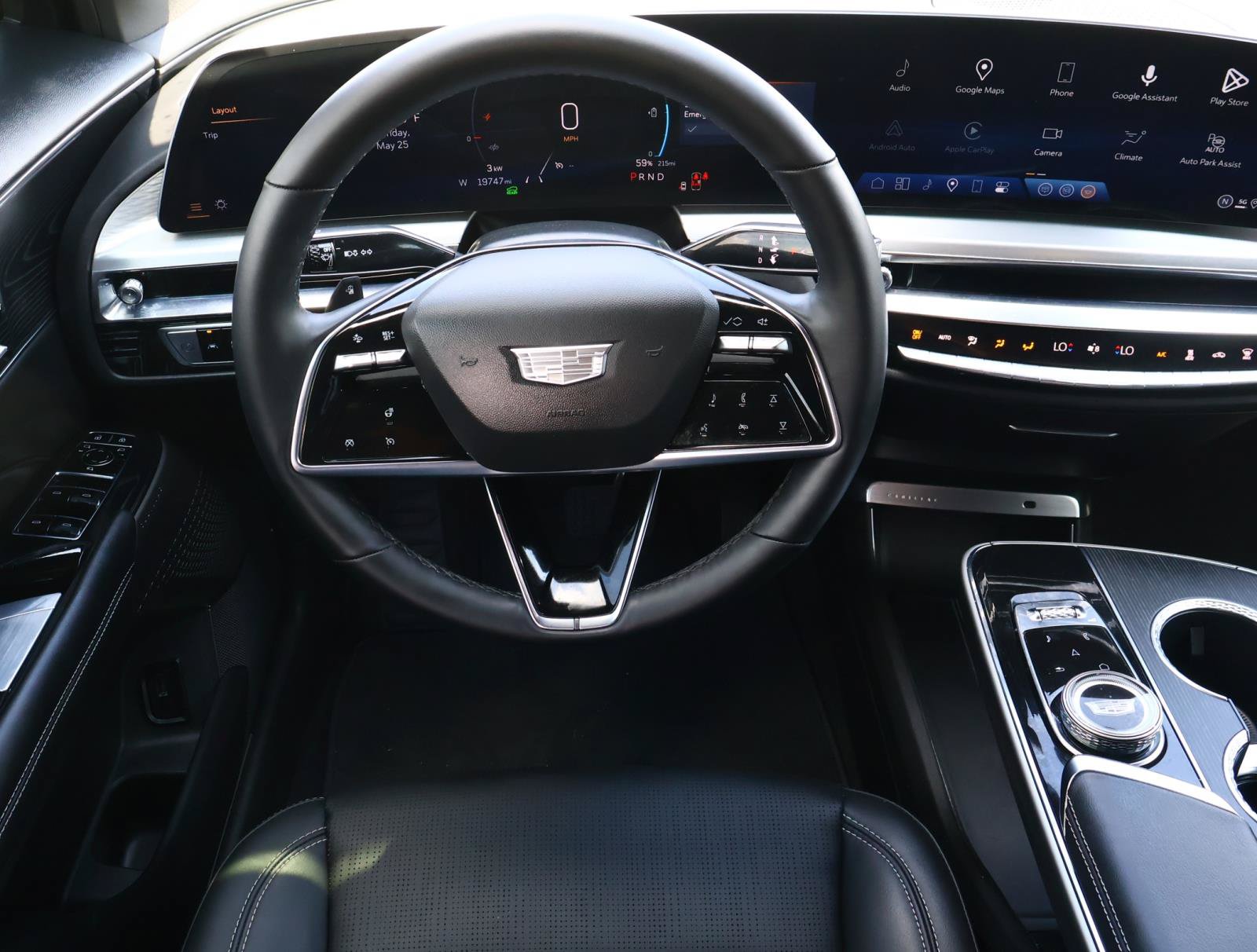 Used 2024 Cadillac Lyriq Luxury RWD image 14