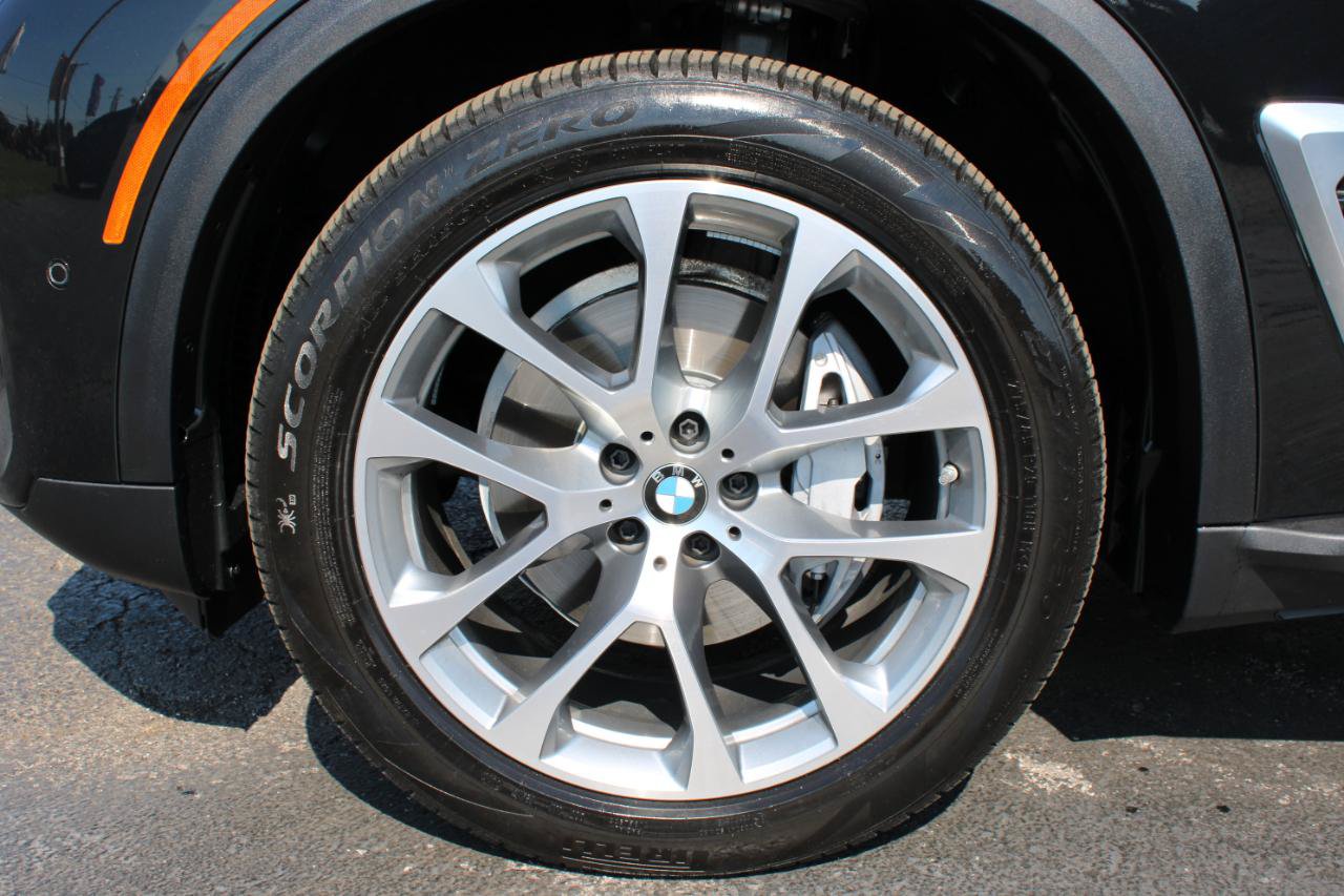 Used 2026 BMW X5 xDrive40i AWD/4WD image 54