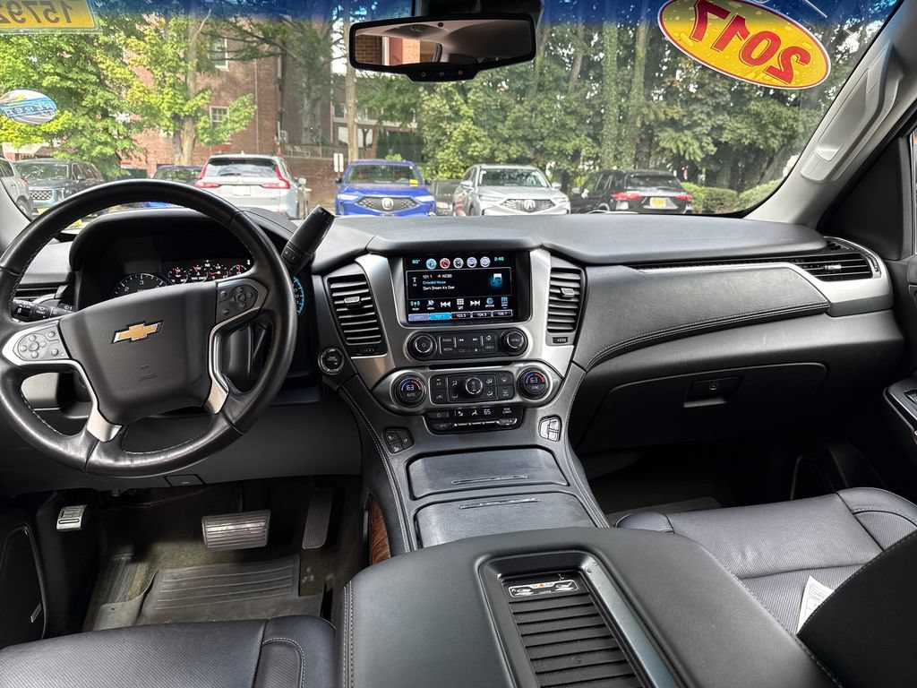 Used 2017 Chevrolet Suburban Premier AWD/4WD image 20