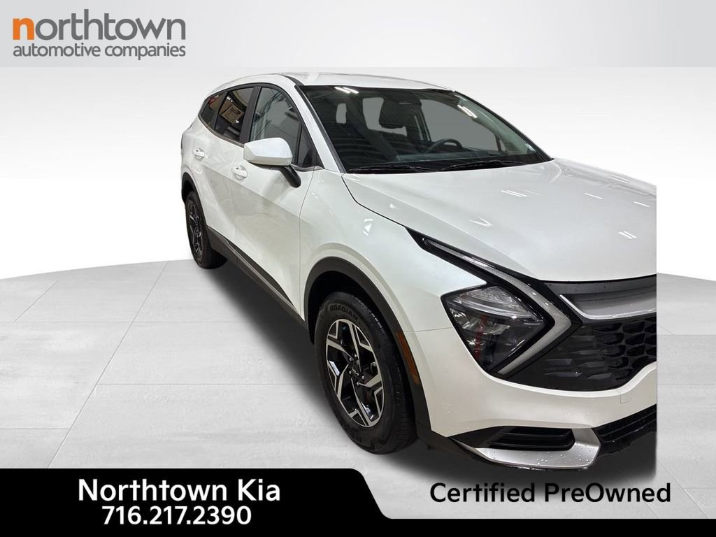 Certified 2023 Kia Sportage LX image 3