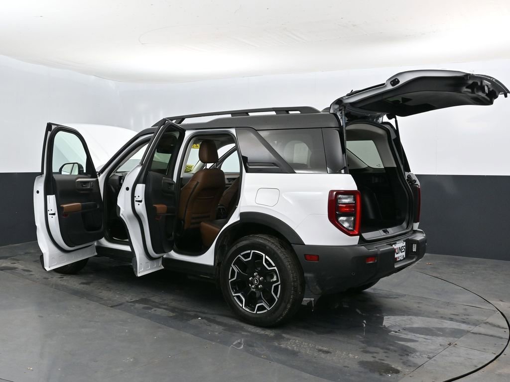 Used 2025 Ford Bronco Sport Outer Banks w/ Outer Banks Tech Package+ AWD/4WD image 63