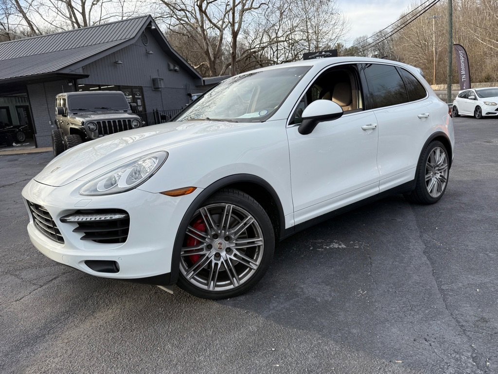Used 2013 Porsche Cayenne Turbo w/ Premium Pkg Plus image 2