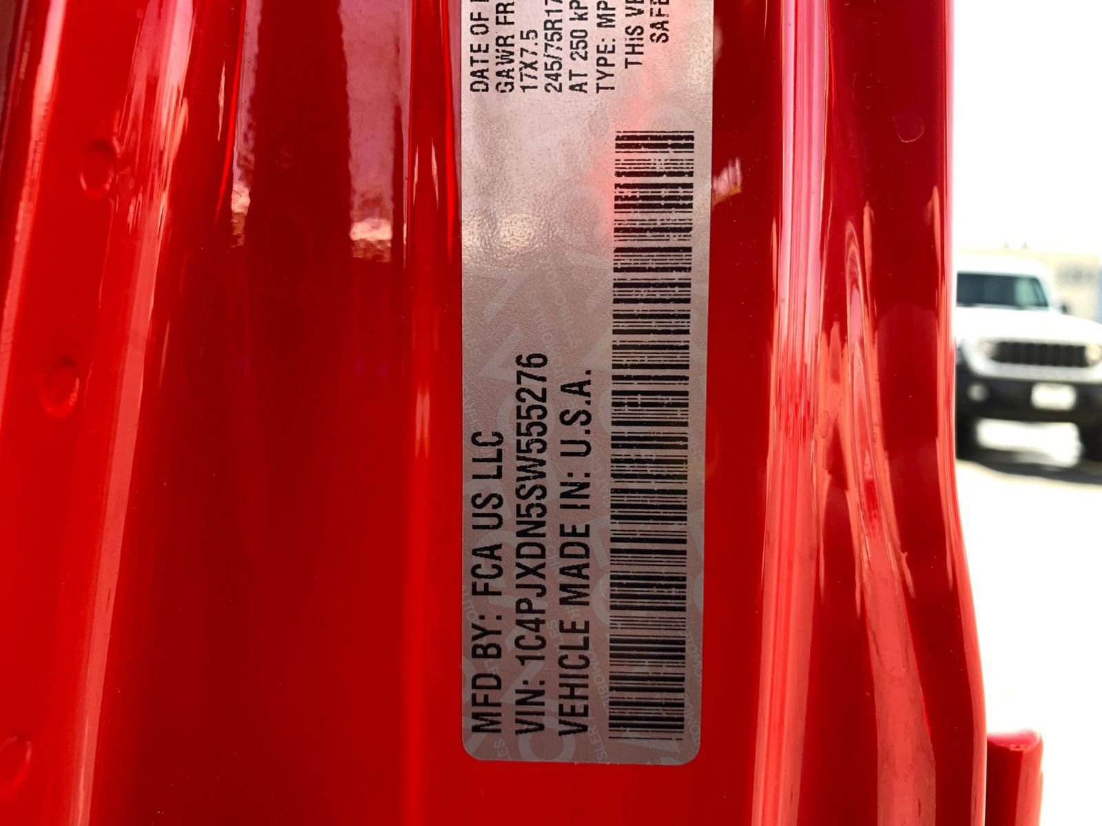 Used 2025 Jeep Wrangler Sport S image 28