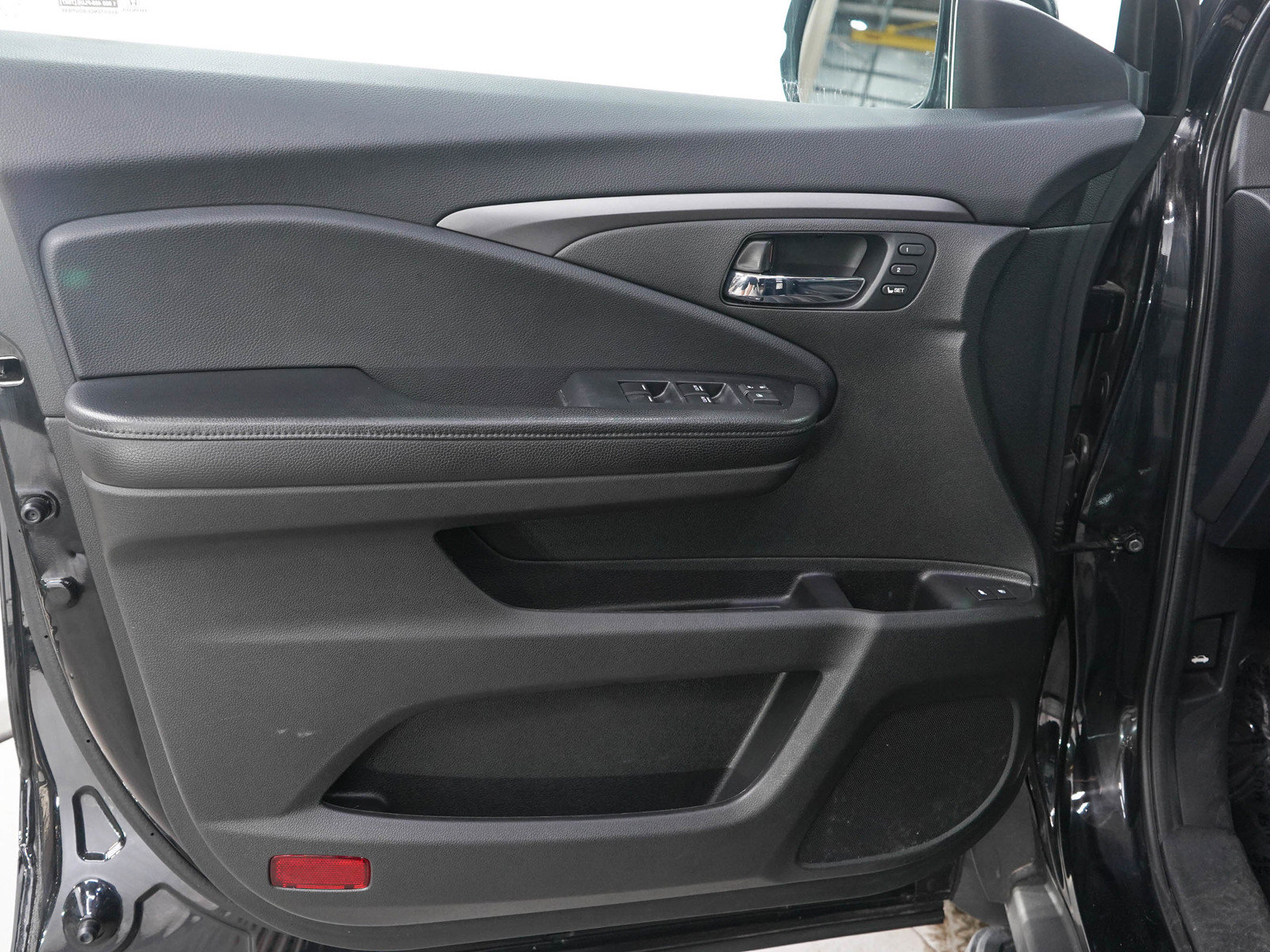 Used 2021 Honda Pilot Black Edition image 22