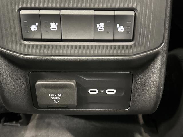 Used 2024 Jeep Wagoneer Launch Edition image 34