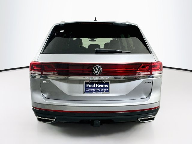 Used 2024 Volkswagen Atlas SEL AWD/4WD image 7