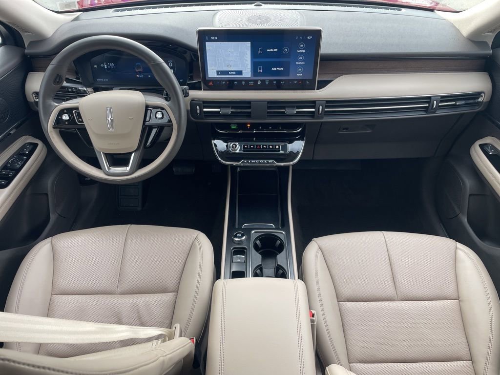 Used 2023 Lincoln Corsair Reserve w/ Rear Removable Package Tray image 25