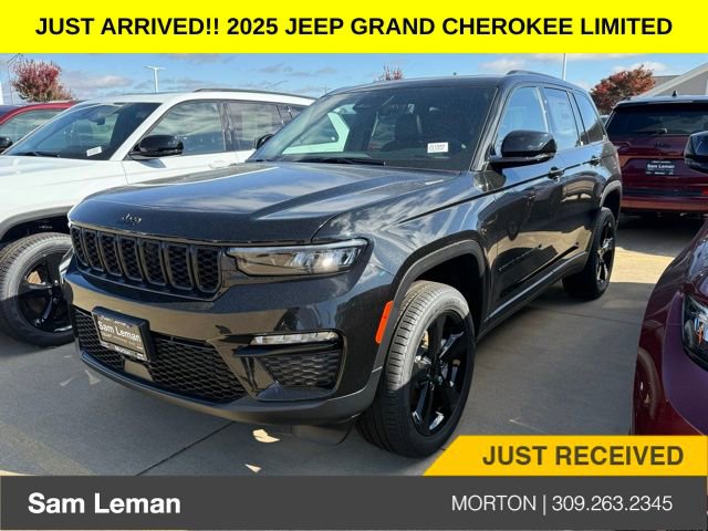 New 2025 Jeep Grand Cherokee Limited w/ Black Appearance Package image 3