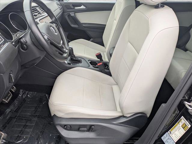 Used 2021 Volkswagen Tiguan SE R-Line image 16