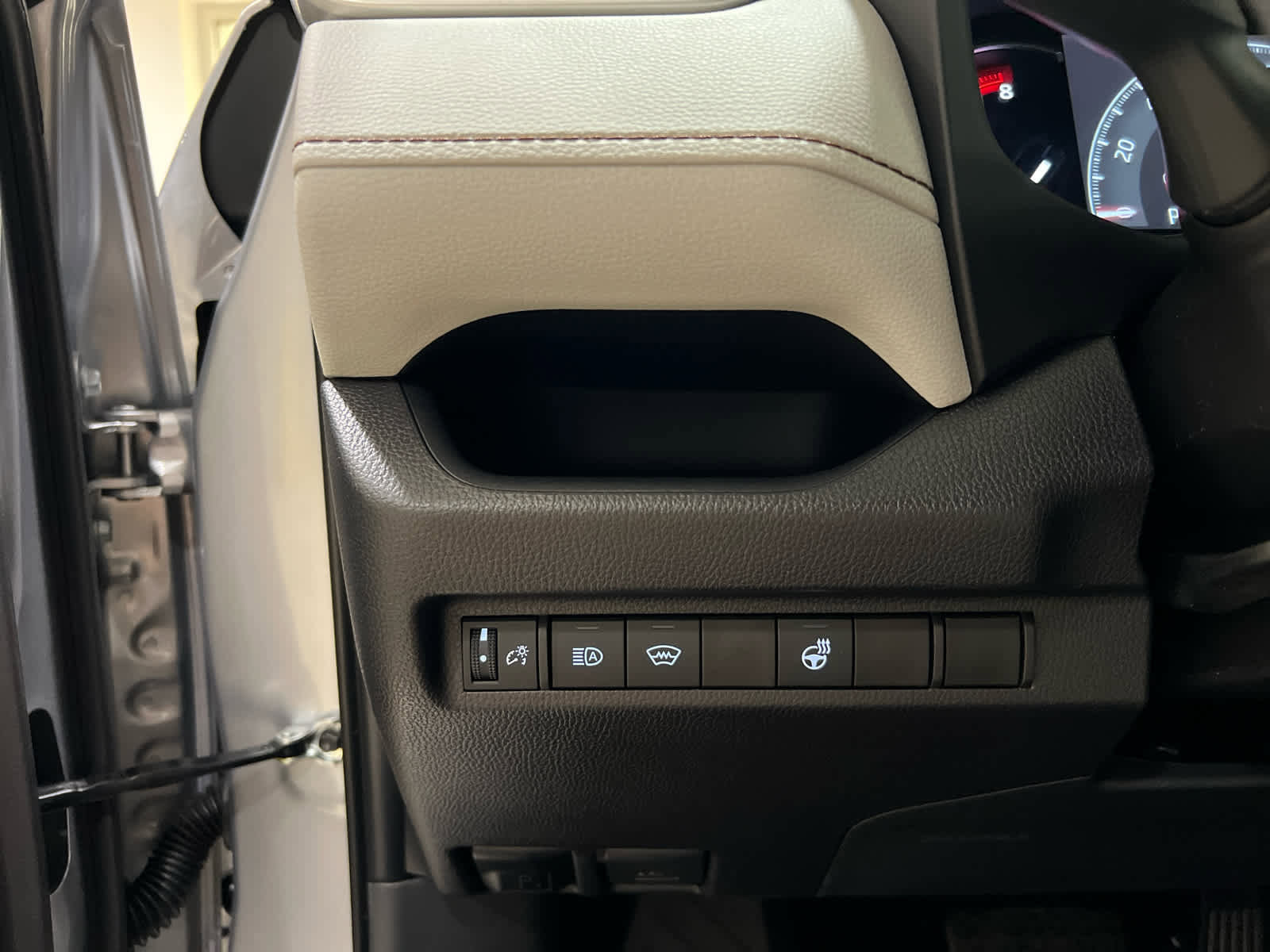 New 2025 Toyota RAV4 XLE w/ Weather Package image 18