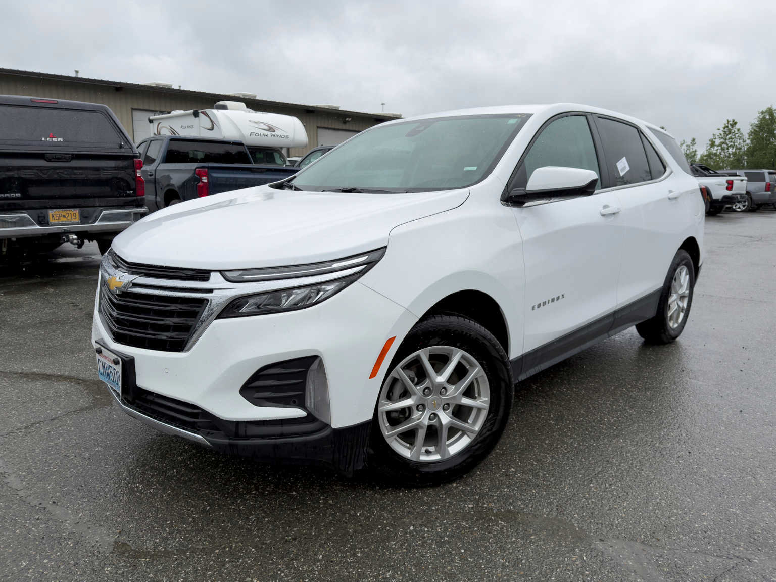 Used 2024 Chevrolet Equinox LT
