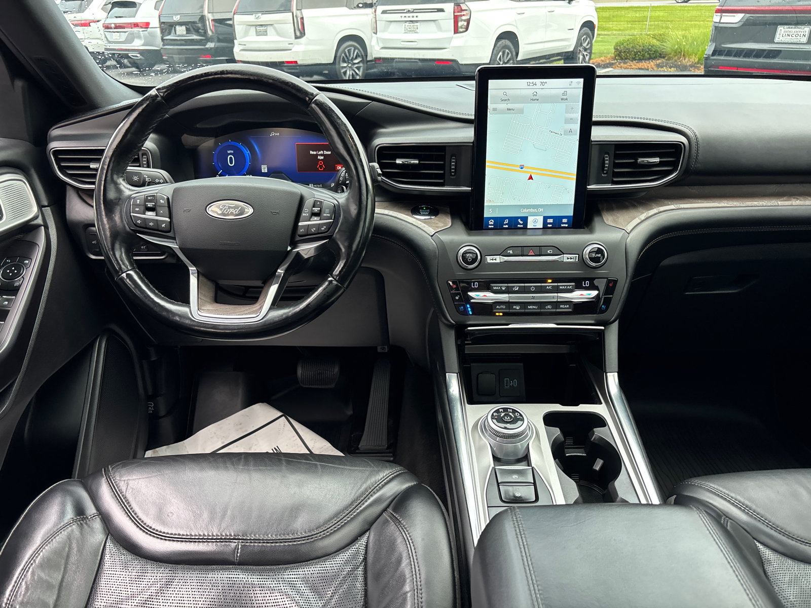 Used 2020 Ford Explorer Platinum w/ Premium Technology Package AWD/4WD image 28
