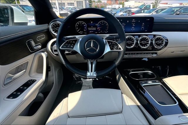 Used 2026 Mercedes-Benz CLA 250 4MATIC image 4