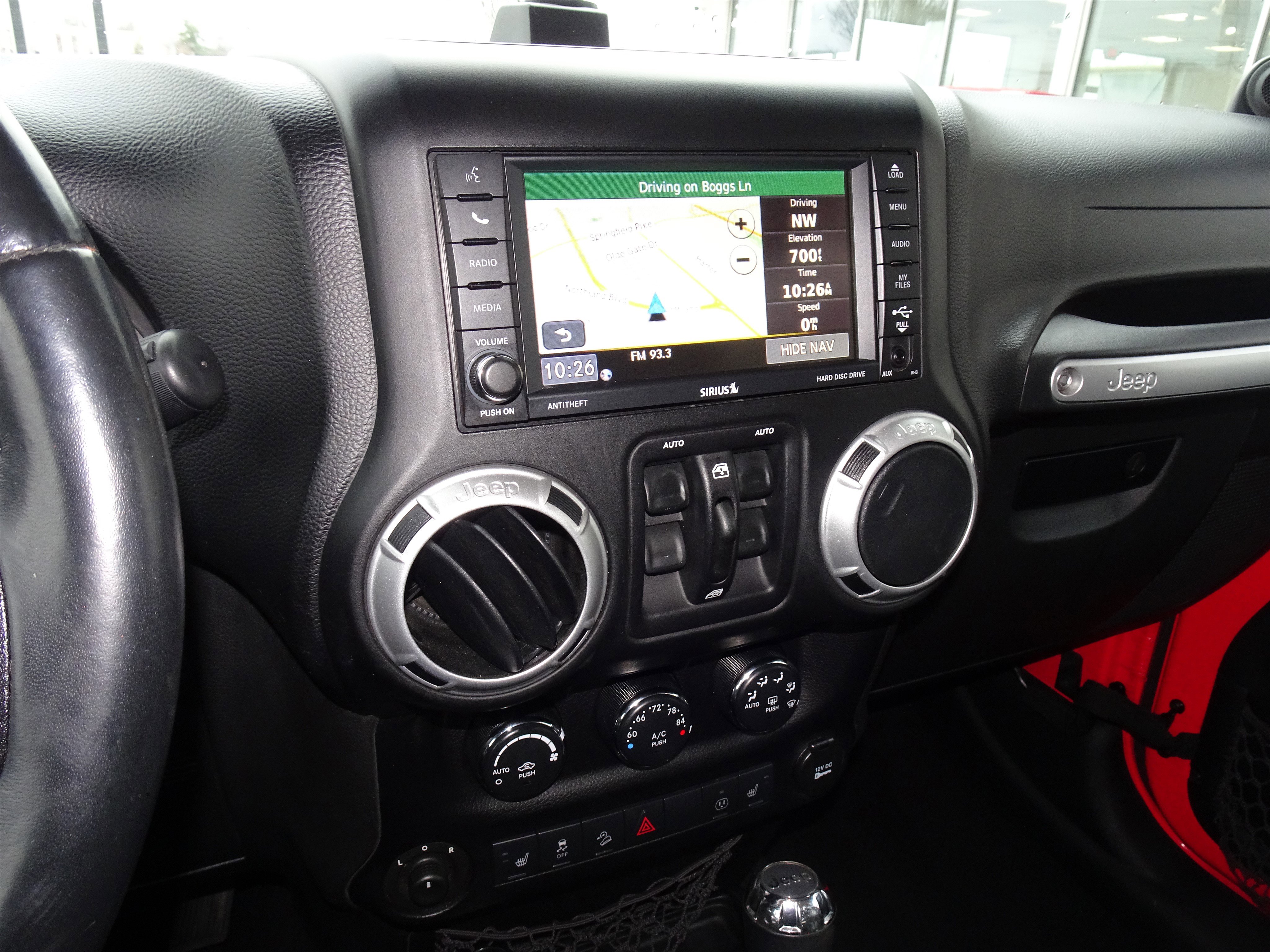 Used 2013 Jeep Wrangler Unlimited Sahara w/ Connectivity Group image 18