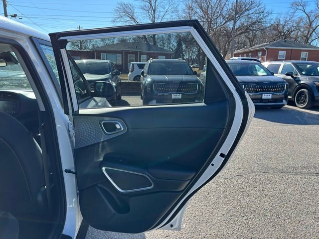 Used 2024 Kia Soul LX w/ Option Group 015 image 26