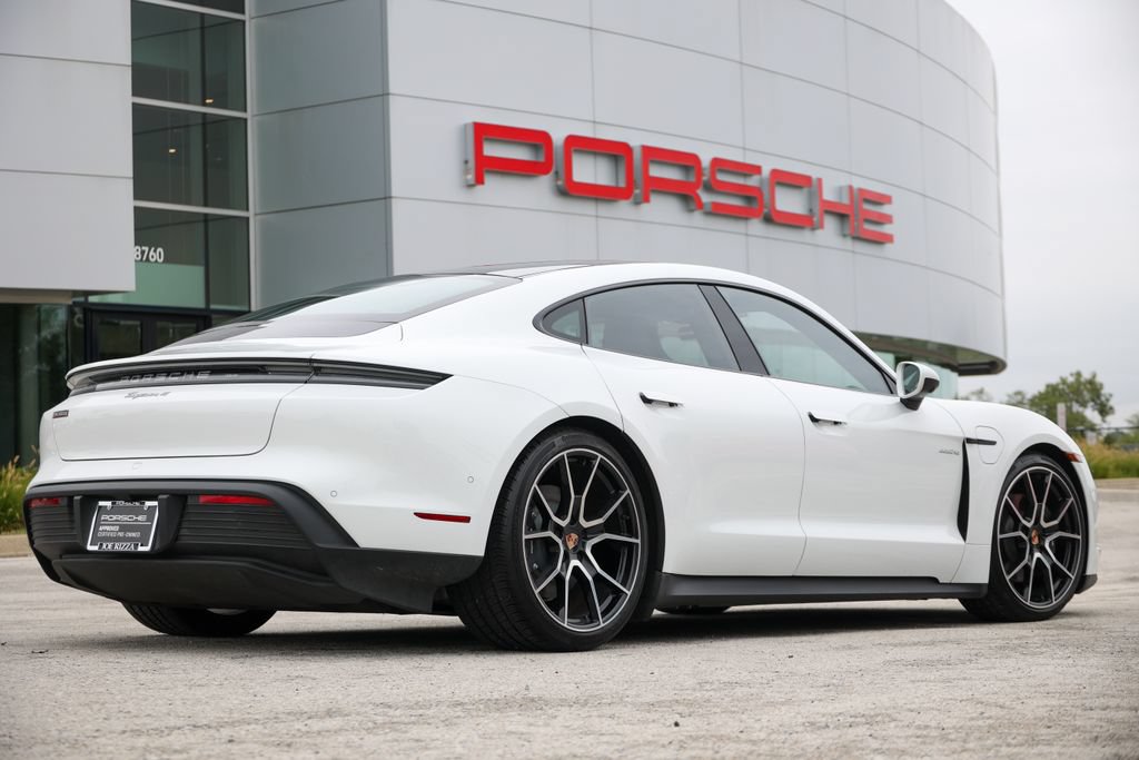 Certified 2026 Porsche Taycan AWD/4WD image 15