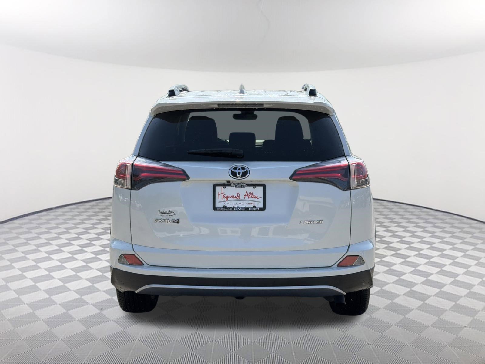 Used 2018 Toyota RAV4 Limited image 7