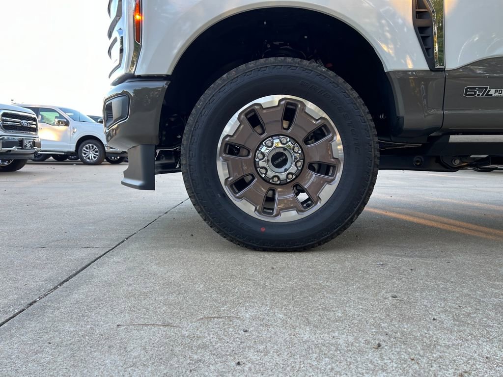 New 2026 Ford F250 King Ranch w/ FX4 Off-Road Package image 21