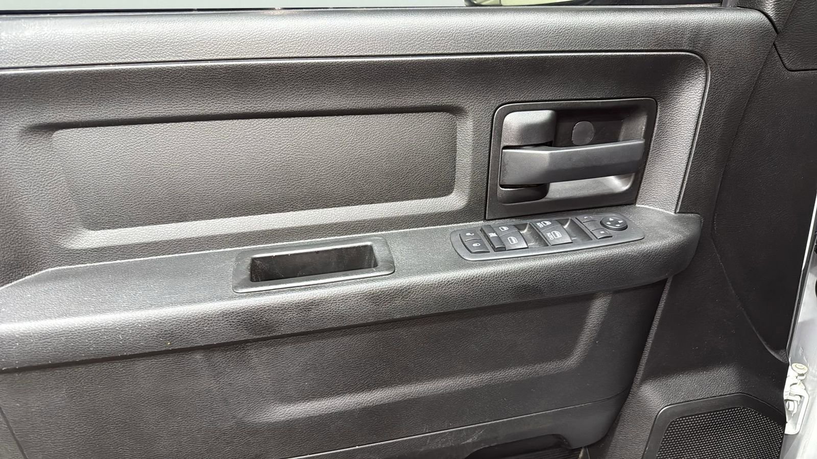 Used 2020 RAM 3500 Tradesman image 12