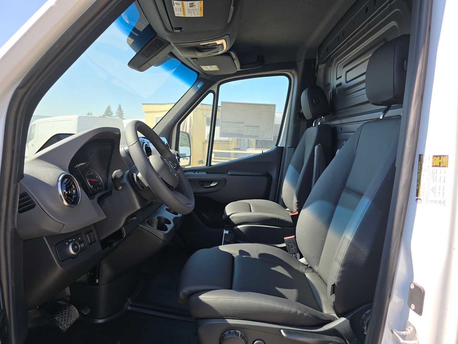 New 2026 Mercedes-Benz Sprinter 2500 image 21