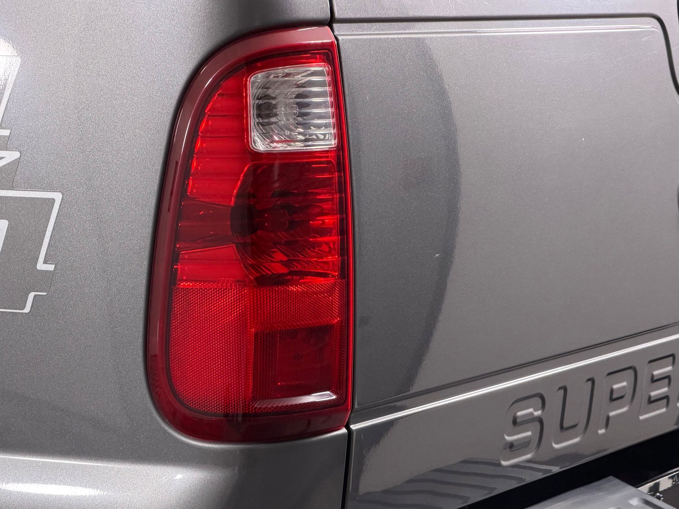 Used 2014 Ford F250 Lariat w/ Chrome Package image 13