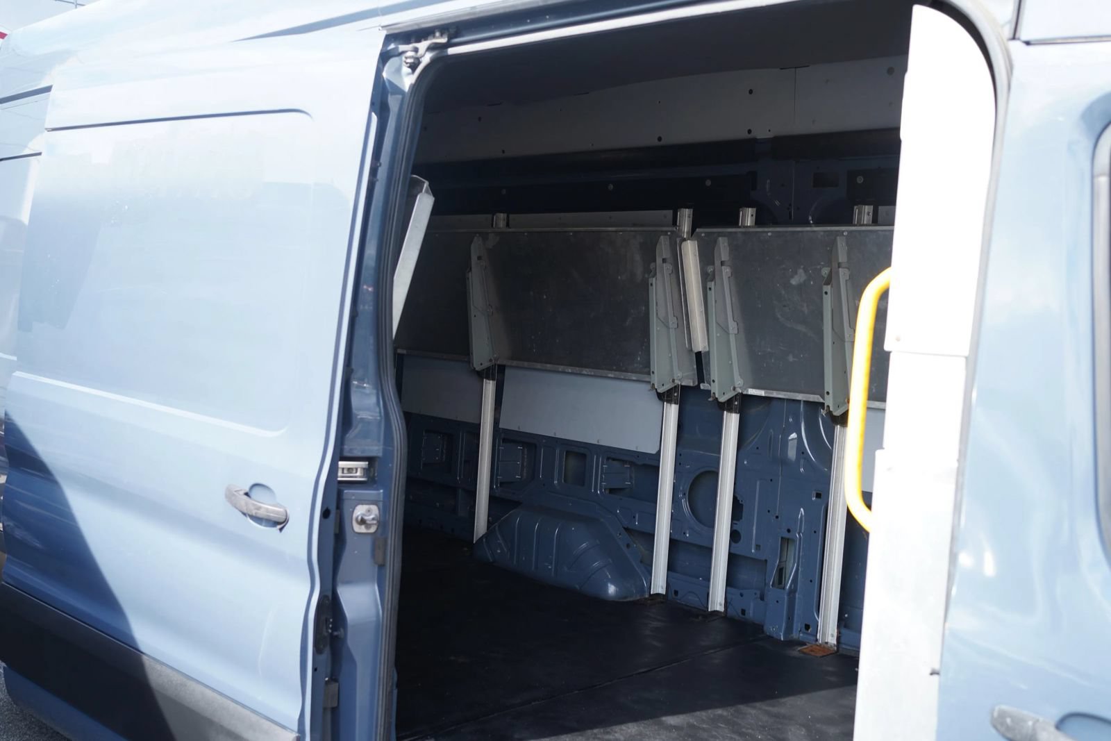 Used 2020 Ford Transit 250 148 High Roof Extended RWD image 14