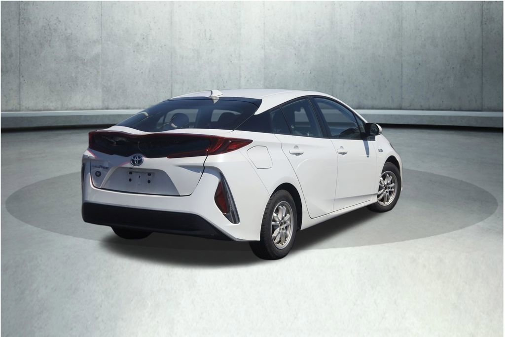 Used 2022 Toyota Prius Prime LE FWD image 10