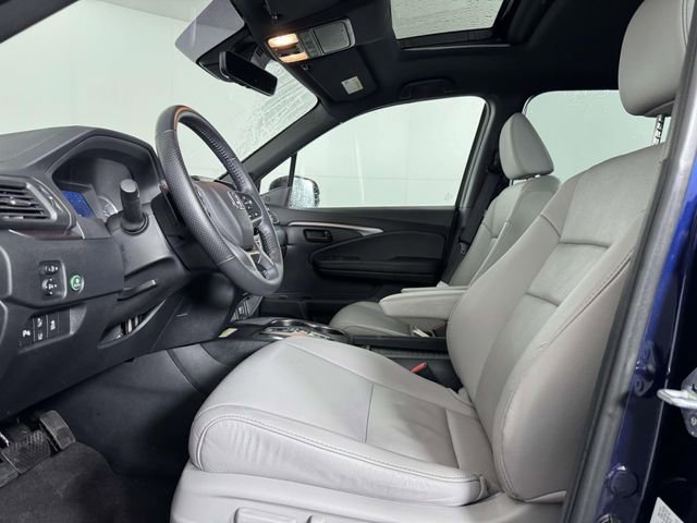 Used 2023 Honda Passport EX-L image 4