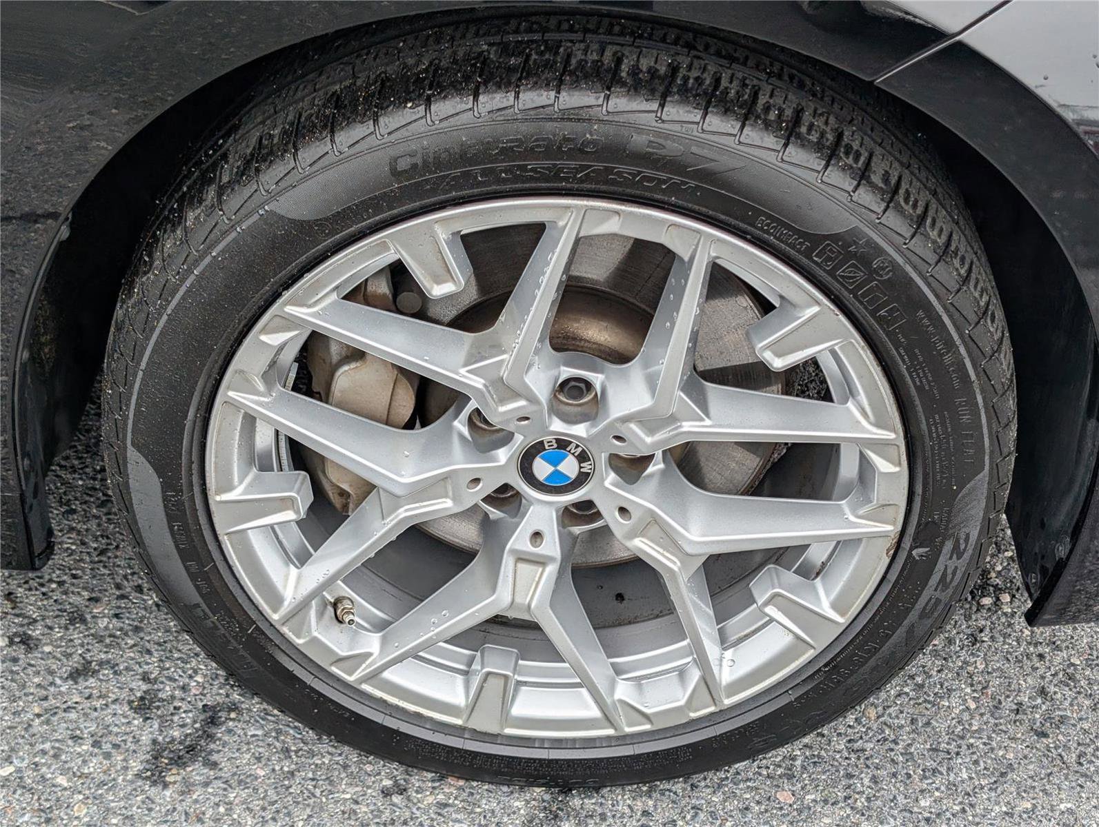 Used 2025 BMW 330i xDrive Sedan AWD/4WD image 10
