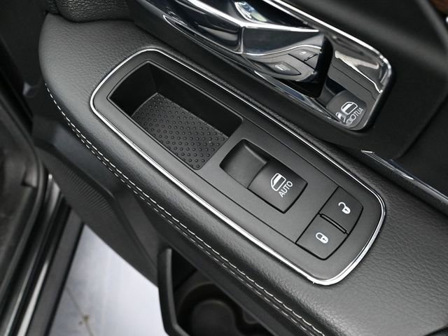 Used 2018 RAM 1500 Laramie w/ Convenience Group image 47