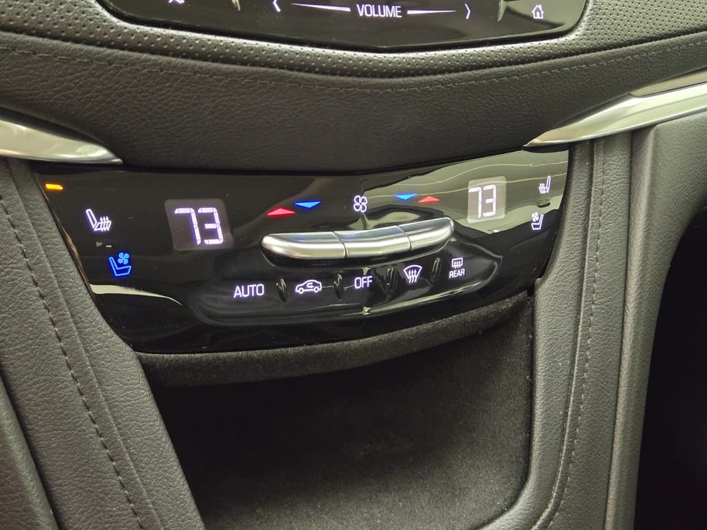Used 2019 Cadillac XT5 Premium Luxury AWD/4WD image 32