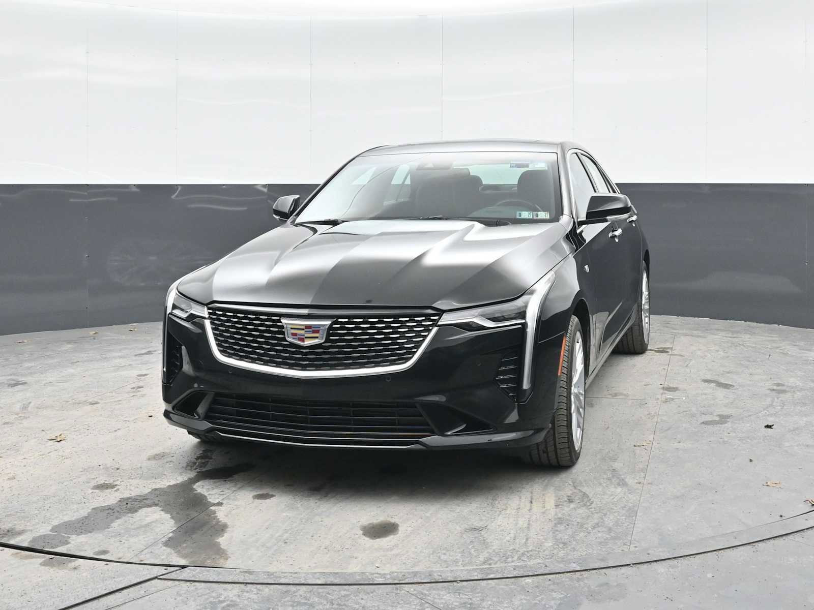 Used 2023 Cadillac CT4 Premium Luxury image 5