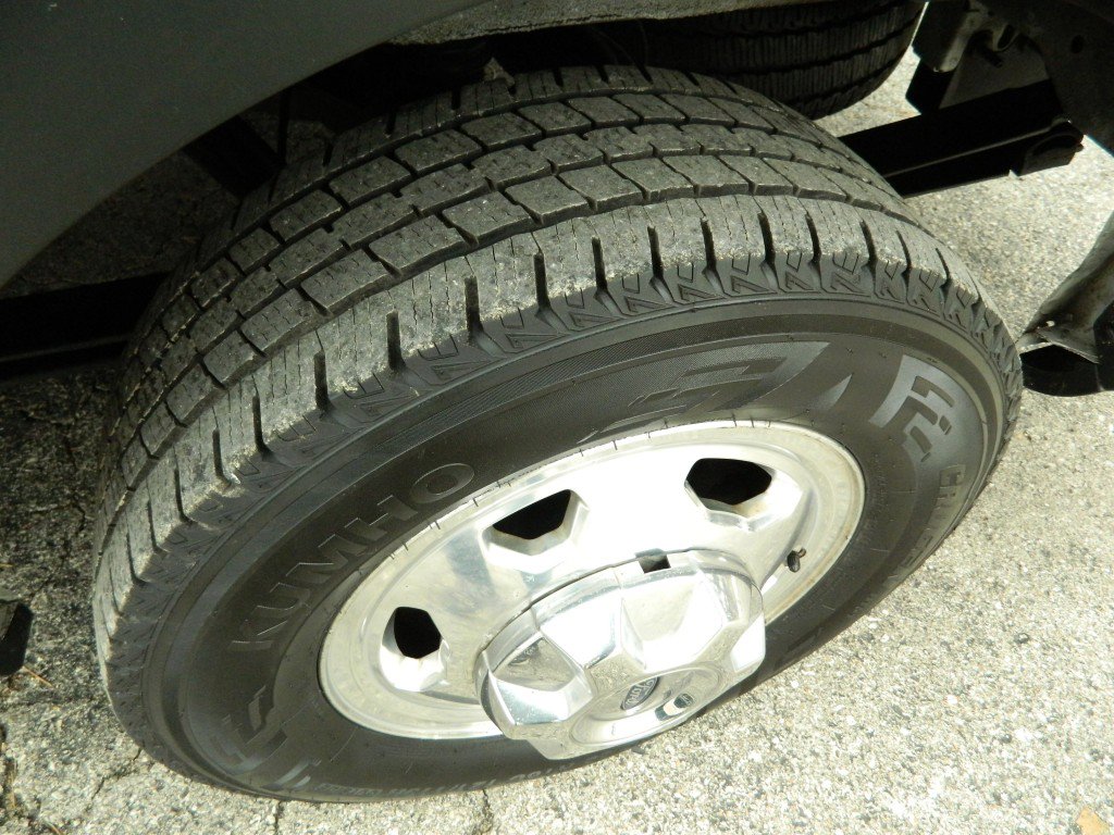 Used 2020 Ford Transit 250 Low Roof AWD image 21