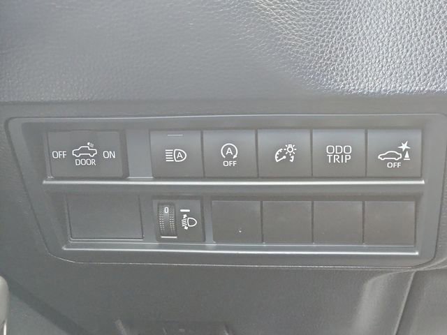 Used 2025 Toyota Tundra SR5 w/ SR5 Convenience Package AWD/4WD image 26