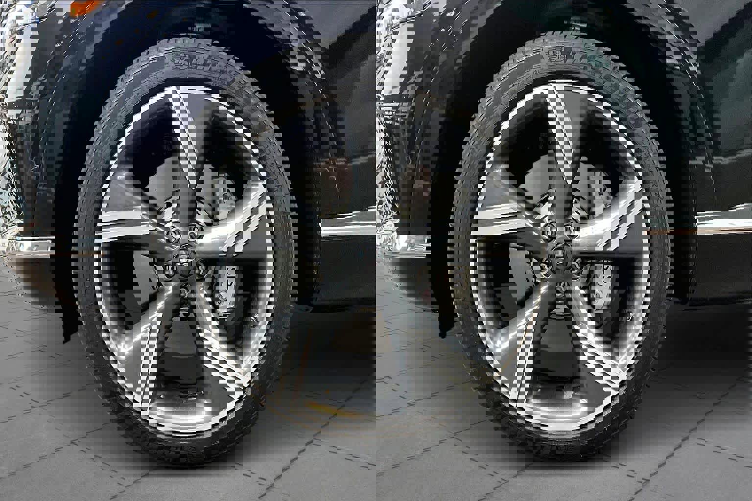 Used 2025 Genesis GV80 3.5T Prestige image 11