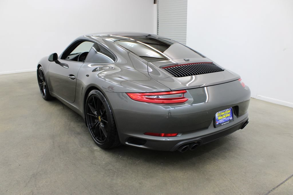 Certified 2018 Porsche 911 Carrera S RWD image 3