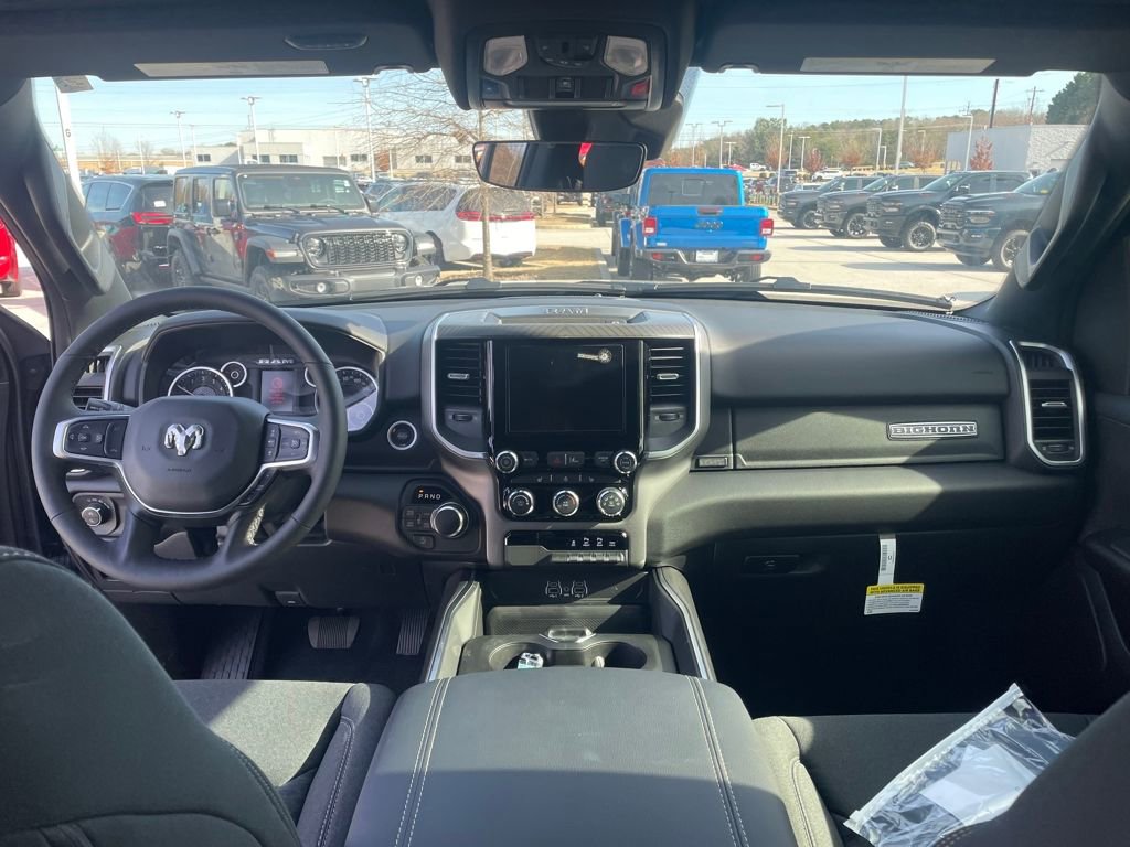 New 2026 RAM 1500 4x4 Crew Cab image 23