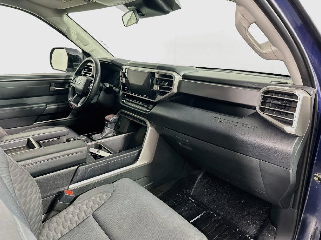 Used 2022 Toyota Tundra SR5 AWD/4WD image 28