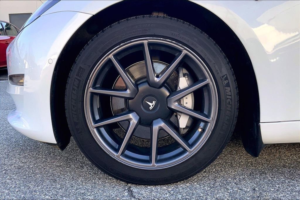 Used 2021 Tesla Model 3 Long Range image 11