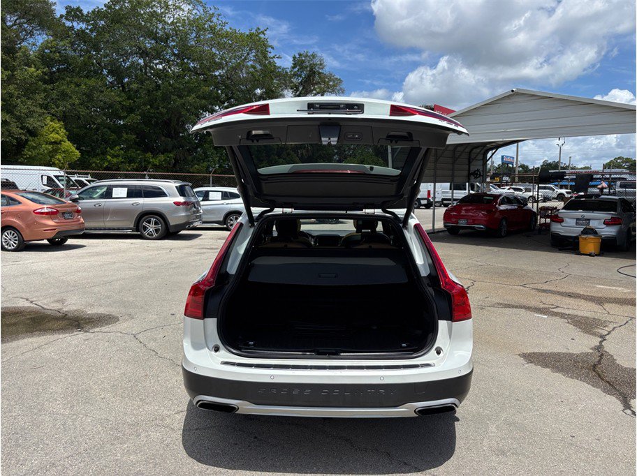 Used 2018 Volvo V90 T6 Cross Country w/ Convenience Package AWD/4WD image 46