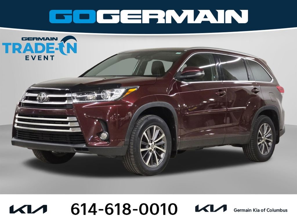 Used 2019 Toyota Highlander XLE image 1
