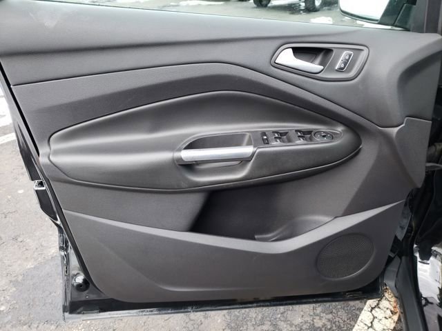 Used 2013 Ford Escape SE image 16