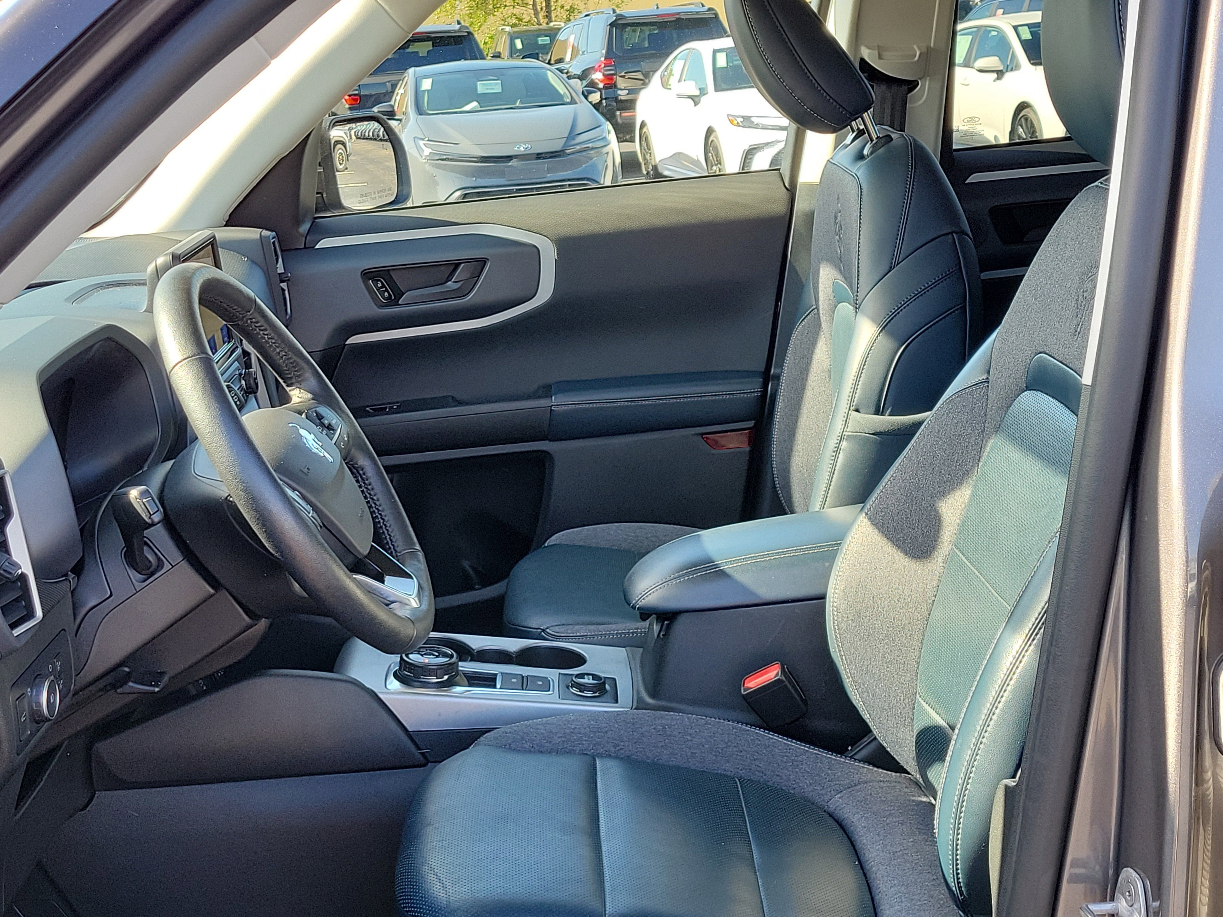 Used 2021 Ford Bronco Sport Outer Banks w/ Outer Banks Package (96D) AWD/4WD image 22