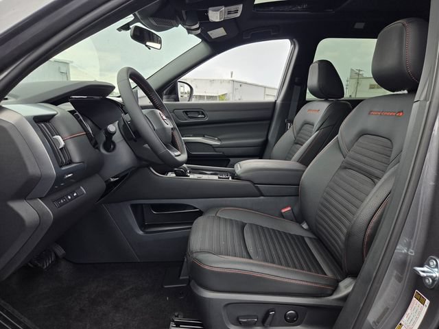 New 2026 Nissan Pathfinder Rock Creek w/ Rock Creek Premium Package AWD/4WD image 7