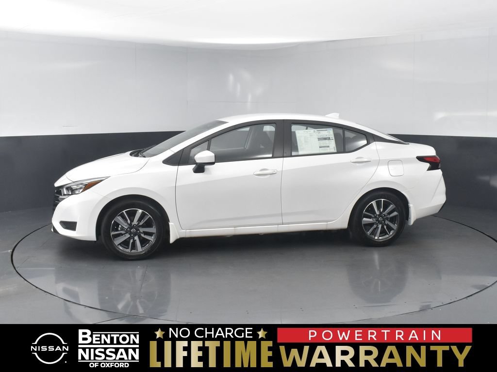 New 2025 Nissan Versa SV w/ Trunk Package FWD image 1